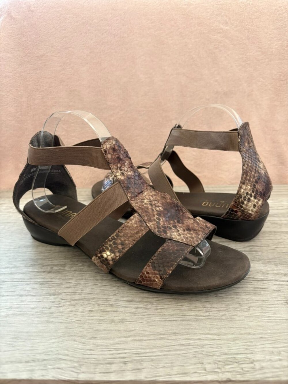 Munro Zena Gladiator Brown Snake Reptile Print Leather Slip On Strappy Sandal 9